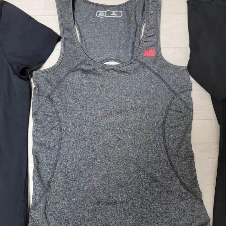 [BUNJANG] Adidas, New Balance, Benzeh, Fila 95 Bundle Set - 4 Items / 아디다스/뉴발란스/벤제프/휠라95 일괄 4벌 새상품급입니다