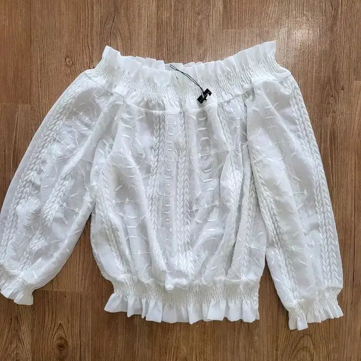 [BUNJANG] White Shirring Blouse Long Sleeve Free Size / 화이트 셔링 블라우스 긴팔 새제품 프리사이즈