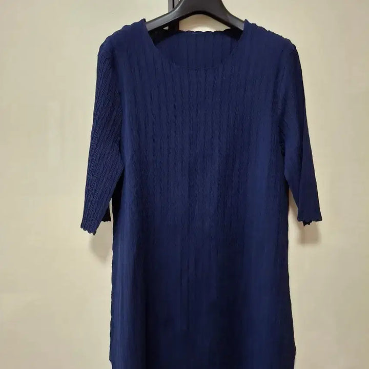 [BUNJANG] Pleats Please Navy Blouse Top / 플리츠미 네이비  상의  66날씬77 점도  약간A라인