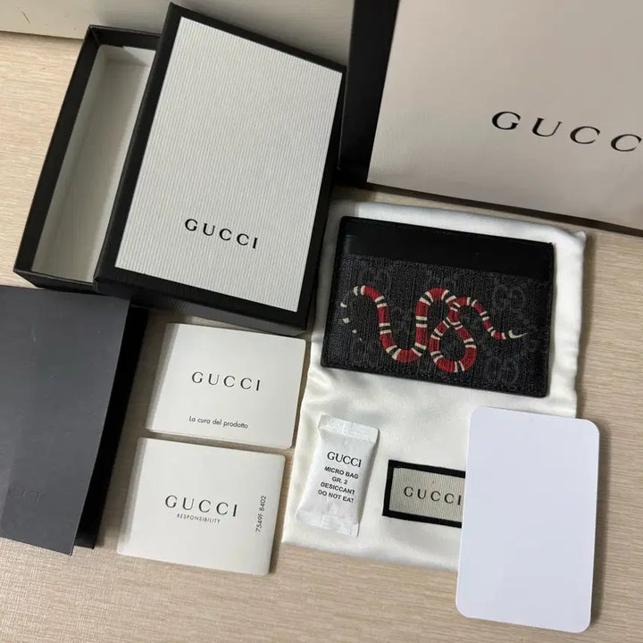 [BUNJANG] Gucci Snake Card Wallet Black / [풀구성] 구찌 스네이크 카드지갑 블랙