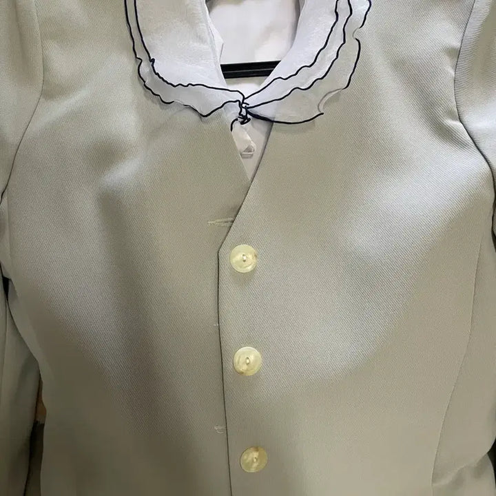 [BUNJANG] Mint V-Neck Short Jacket / 민트색 브이넥 숏 자켓