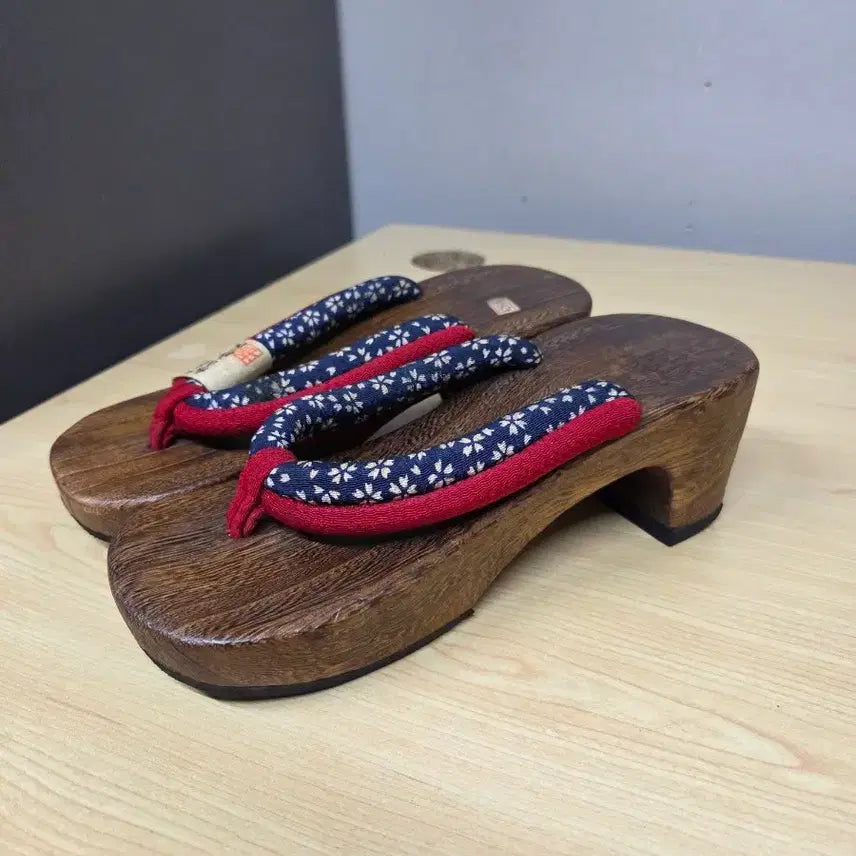 [BUNJANG] Japanese Wooden Clogs / 일본 나막신 게다