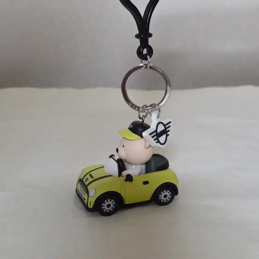 [BUNJANG] BMW Mini Cooper x Starbucks Bearista Bear Keyring with Dust Bag / (거의새것) BMW 미니쿠퍼 스타벅스 키링 스타벅스 더스트백