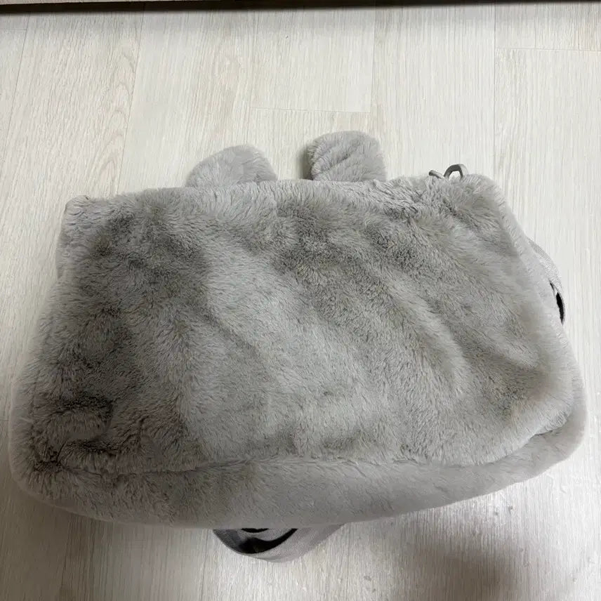 [BUNJANG] Nike Authentic Big Swoosh Fur Shoulder Bag/Crossbody Bag Grey / 나이키  정품 빅스우시 퍼 숄더백/크로스백 그레이