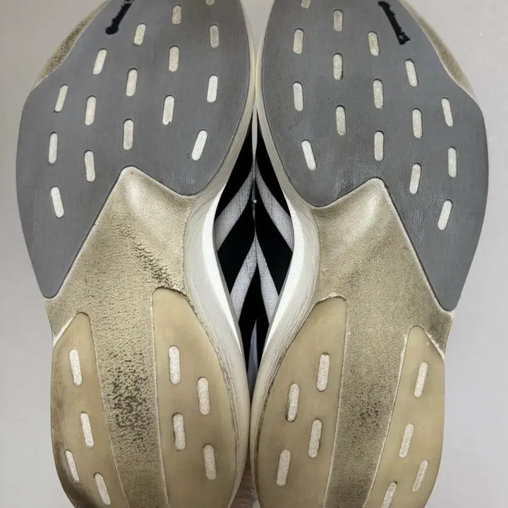 [BUNJANG] Adidas EvoSL White Running Shoes / 아디다스 에보SL 화이트 285 신품급