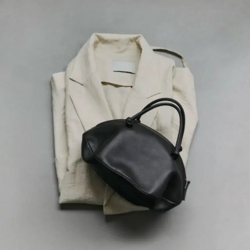 [BUNJANG] Hue Citta Tote Bag - Black / 휘에트 Citta tote bag Black