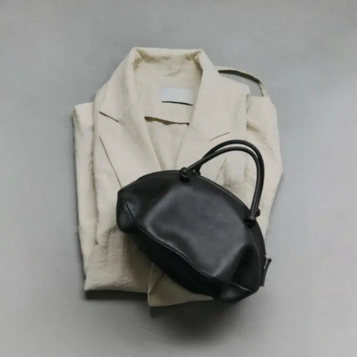 [BUNJANG] Hue Citta Tote Bag - Black / 휘에트 Citta tote bag Black