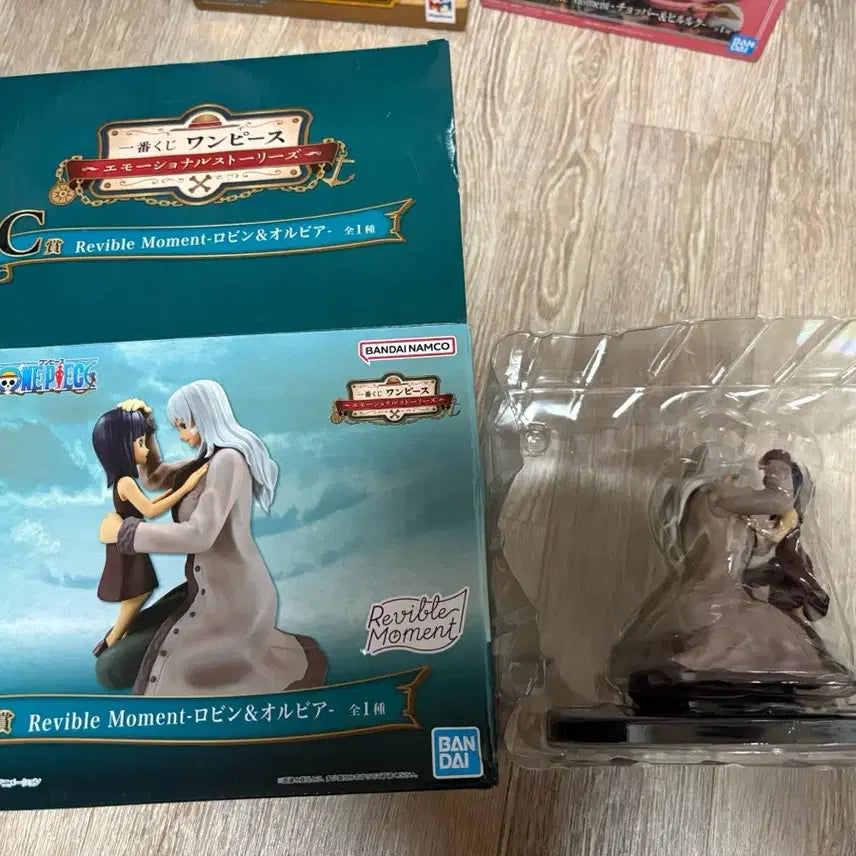 [BUNJANG] One Piece Re:Vival Moments Robin &amp; Olvia Figure / 원피스 제일복권 리바이블 모먼트 로빈 올비아 C상 피규어