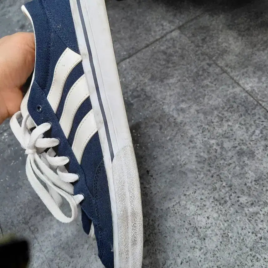 [BUNJANG] Adidas Shoes 265 / 아디다스신발265