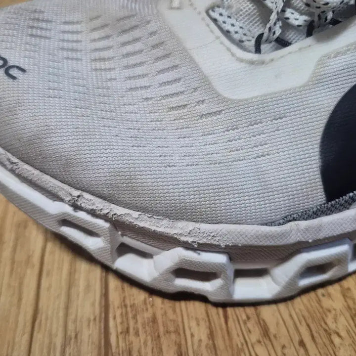 [BUNJANG] On Running Cloudmonster 2 Running Shoes (260mm) / On 러닝 클라우드 몬스터 2 260mm