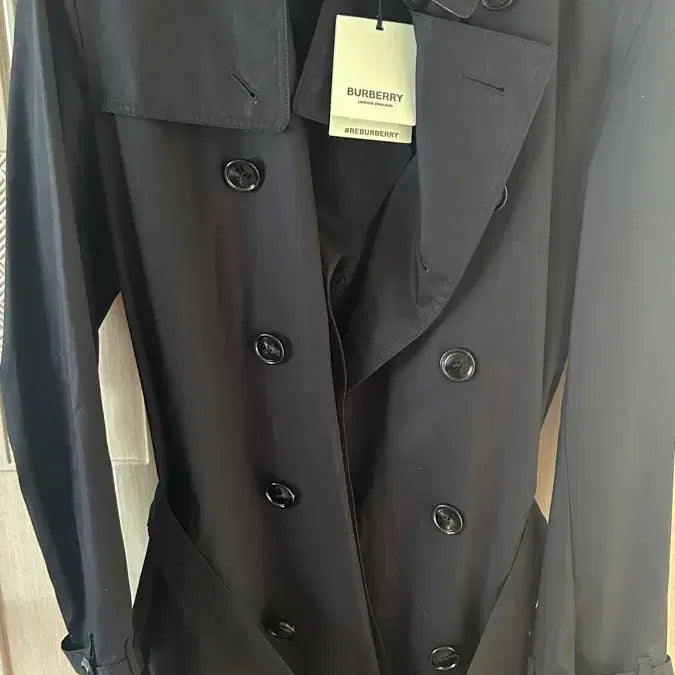 [BUNJANG] Burberry Black Trench Coat / 버버리 블랙 트렌치 코트 새상품