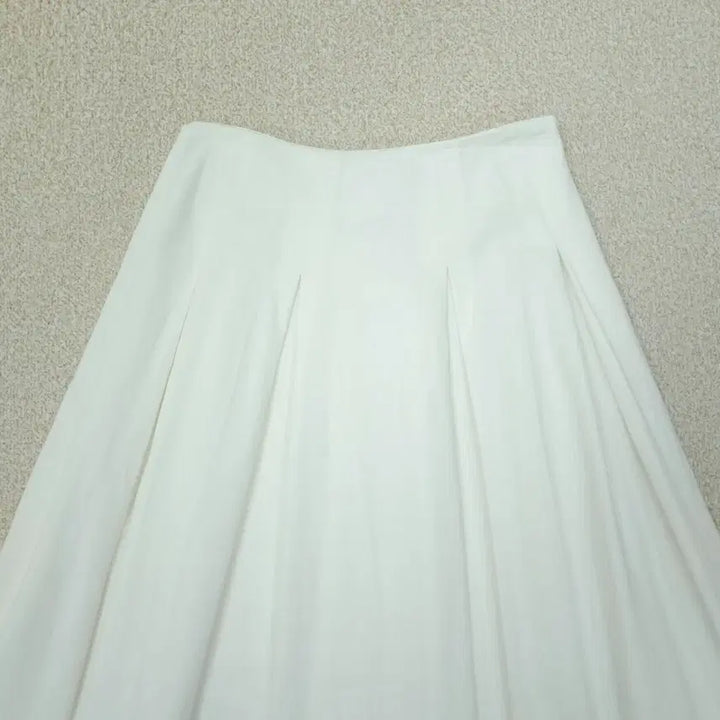 [SOLD OUT] (F)bongbly 여성 뒷밴딩 플레어 코튼 스커트 W2938