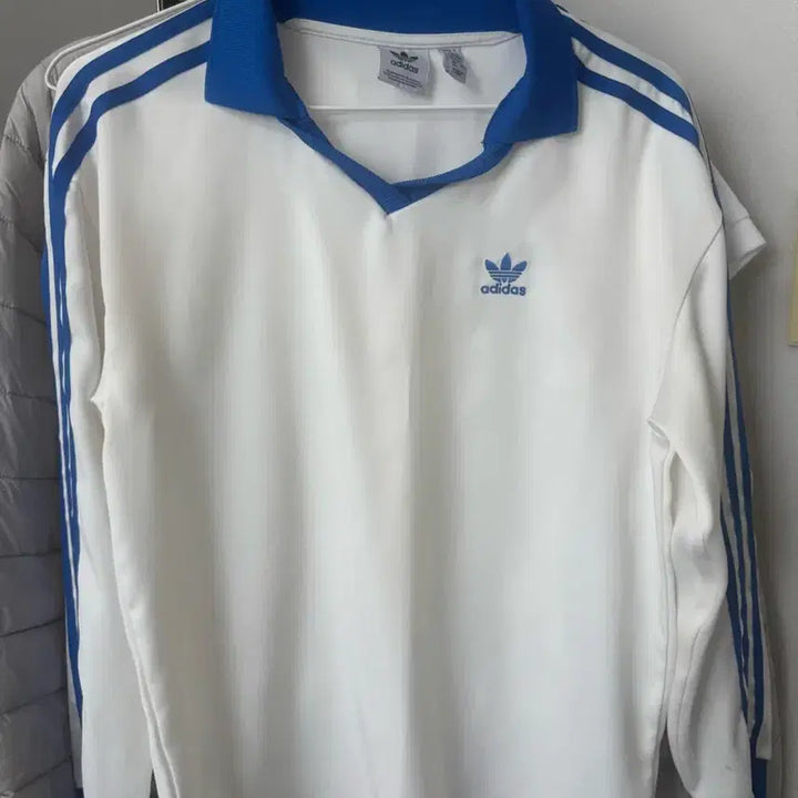 [BUNJANG] Adidas Satin Long Sleeve T-Shirt - Cloud White / (W) 아디다스 삼선 사틴 롱슬리브 티셔츠 클라우드 화이트 - KR 사이