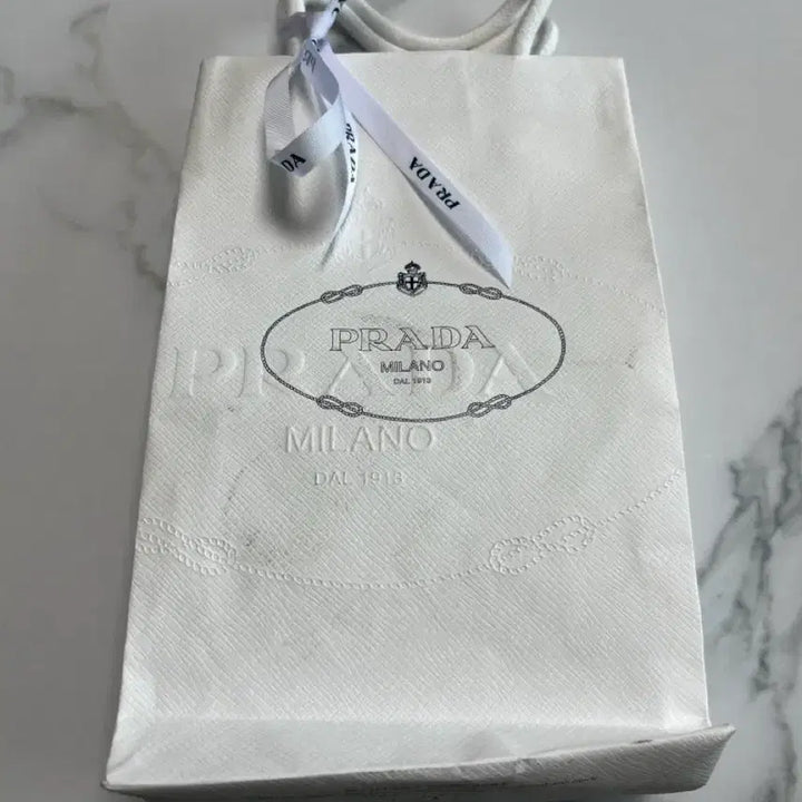 [BUNJANG] Prada Card Wallet (New) / 프라다 카드지갑(새상품) 판매