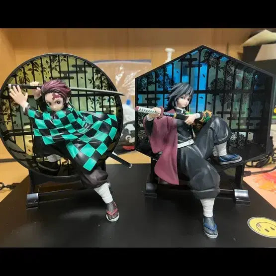 [BUNJANG] Demon Slayer Tanjiro &amp; Giyu Figure Set / 귀멸의 칼날 쿠지 A상 탄지로/C상 기유 피규어 세트