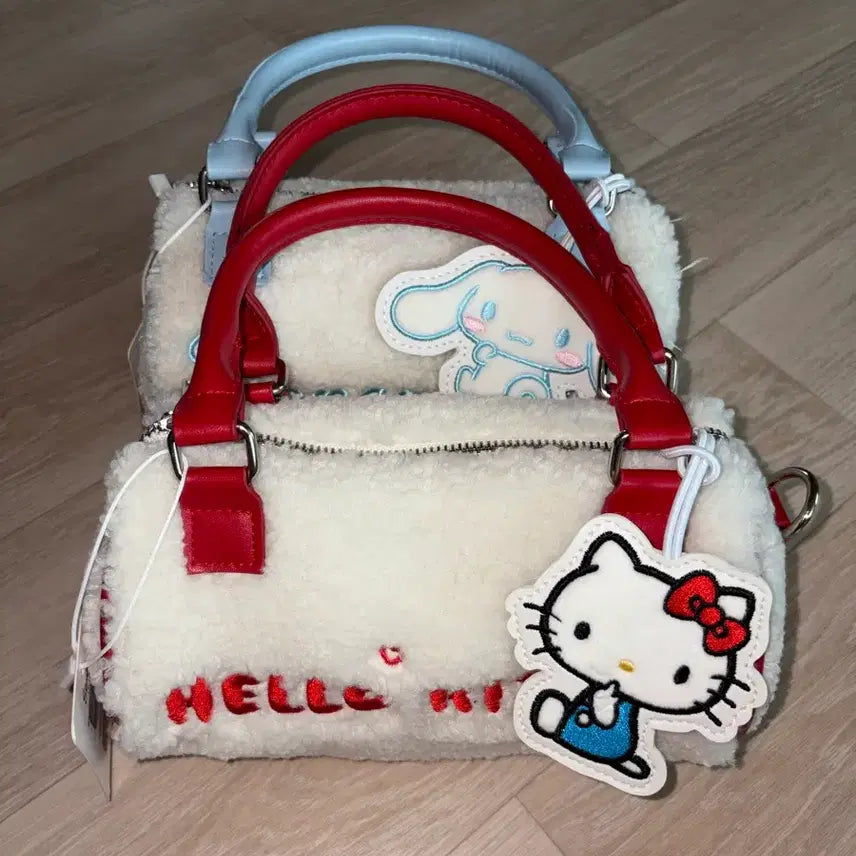 [BUNJANG] Sanrio Pouch Bag with Keyring / (새제품)산리오 뽀글이 숄더백