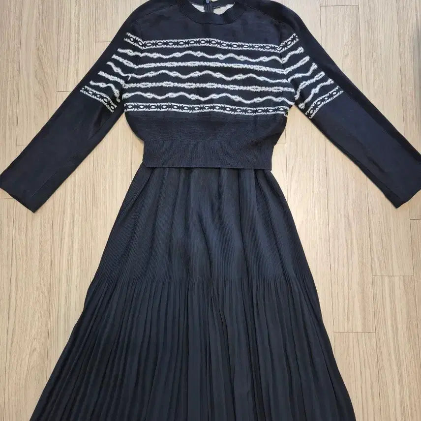 [BUNJANG] DUEL Knit Layered One-Piece Dress / 듀엘 니트 레이어드 원피스 보브 온앤온 쥬크 나이스클랍
