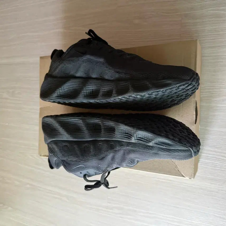 [SOLD OUT] [270] 나이키 아바 로버 블랙 신발운동화