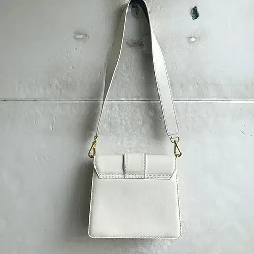 [SOLD OUT] 칼린 정품/천연가죽/새거수준