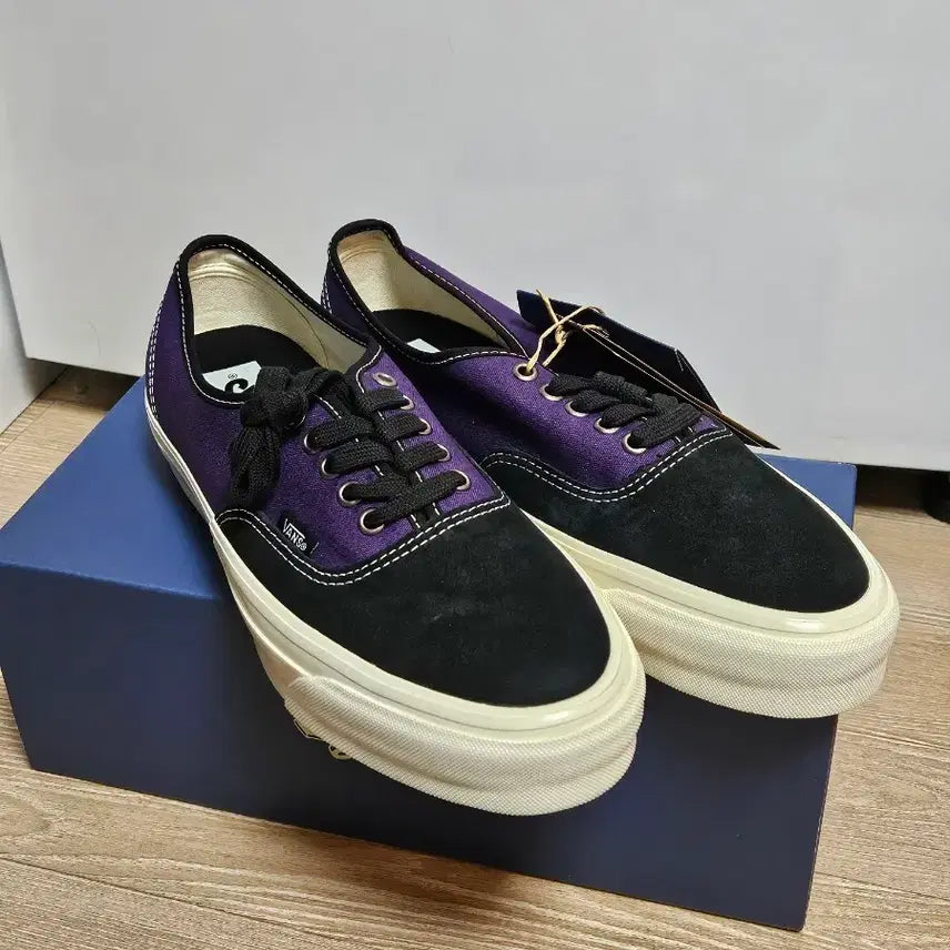 [BUNJANG] Vans Premium Authentic Reissue 44 Sneakers / 반스 프리미엄 어센틱 리이슈 44 280