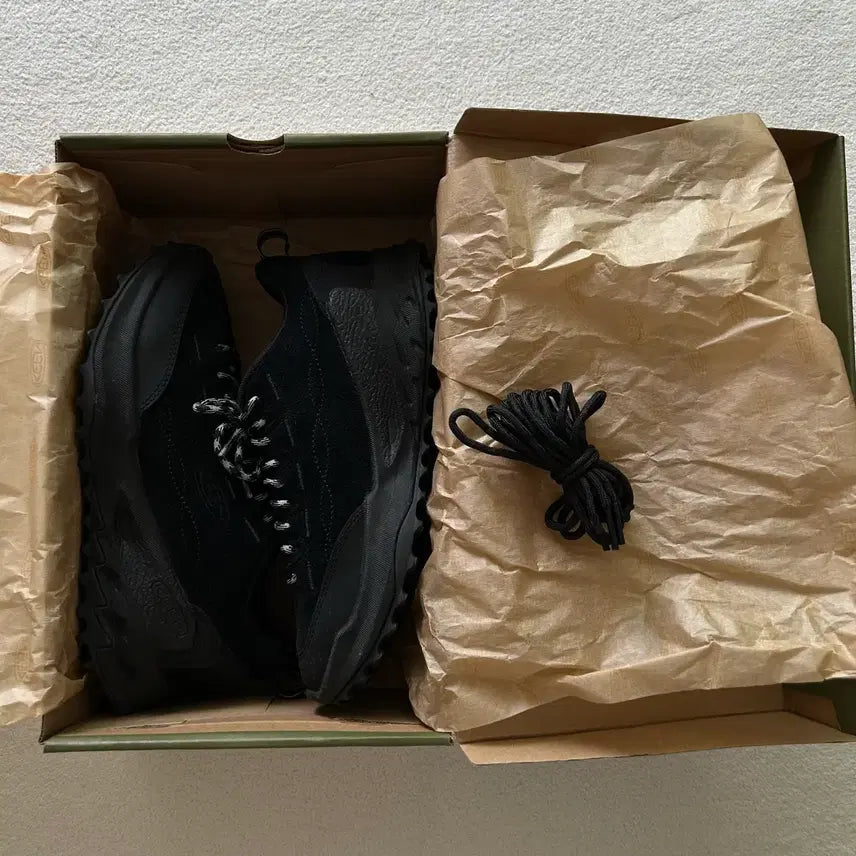 [BUNJANG] Keen Jasper Zion Black Alloy Hiking Shoes / 새것같은 킨  재스퍼 자이오닉 Black Alloy(250)