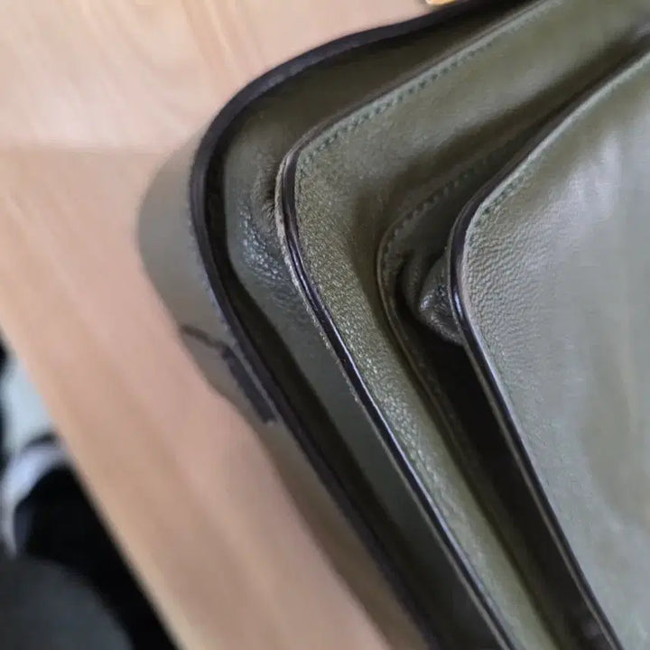 [BUNJANG] Anne Klein Olive Green Crossbody Bag / 앤클라인 올리브색 가방 크로스백