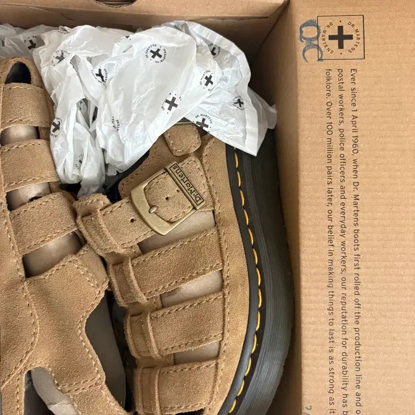 [BUNJANG] Dr. Martens Renly Fisherman Sandal Savannah Tan Beige / 닥터마틴 피셔맨 샌들 렌리 사바나 탄 베이지 UK4(UK5)