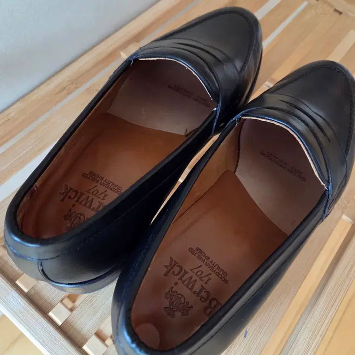 [BUNJANG] Berwick Black Penny Loafers / Berwick 버윅 블랙 페니 로퍼