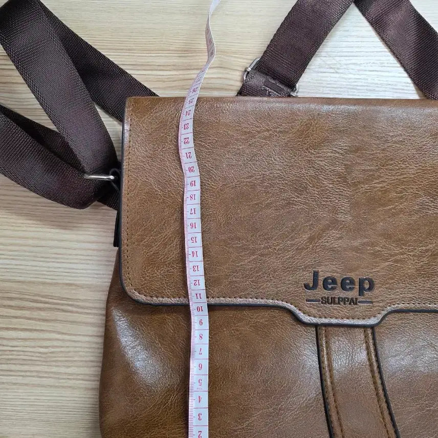 [SOLD OUT] 지프(Jeep) 남성 가죽 메신저백 / 크로스백 (브라운)