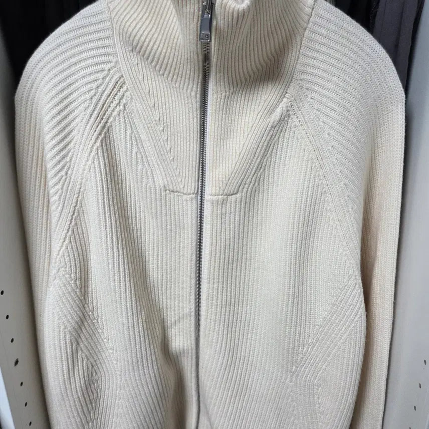 [SOLD OUT] Theory 띠어리 아이보리 집업 니트 L (105 size)