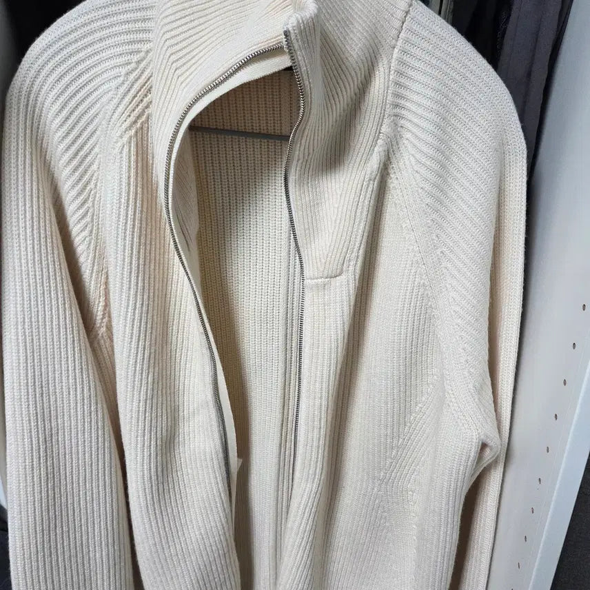 [SOLD OUT] Theory 띠어리 아이보리 집업 니트 L (105 size)