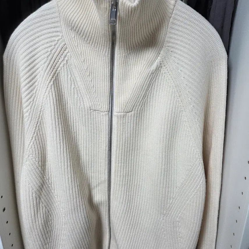 [SOLD OUT] Theory 띠어리 아이보리 집업 니트 L (105 size)