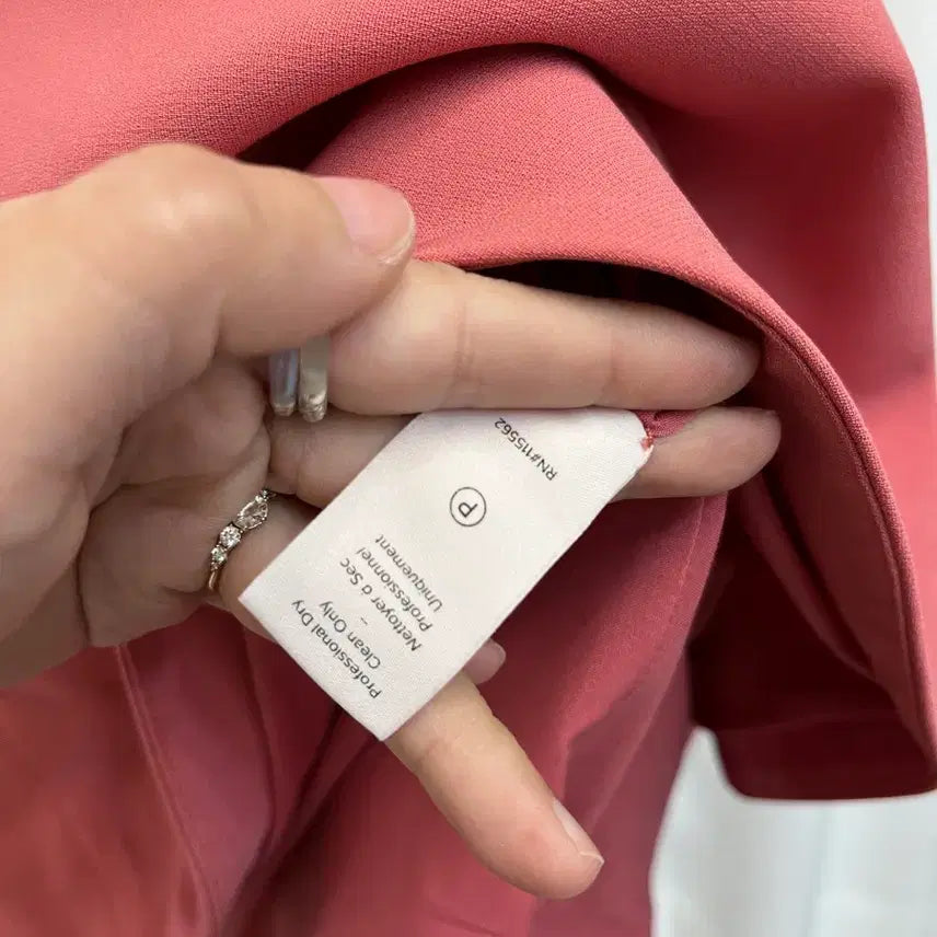 [BUNJANG] Cinq à Sept One Shoulder Flare Pink Dress / 생카셉 원숄더 플레어 핑크 원피스