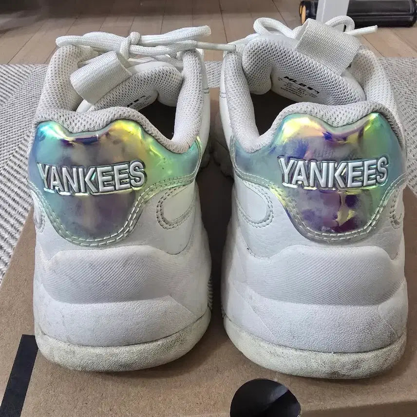 [BUNJANG] MLB New York Yankees Big Ball Chunky Sneakers / MLB 뉴욕 양키스 빅볼 청키 운동화 230mm