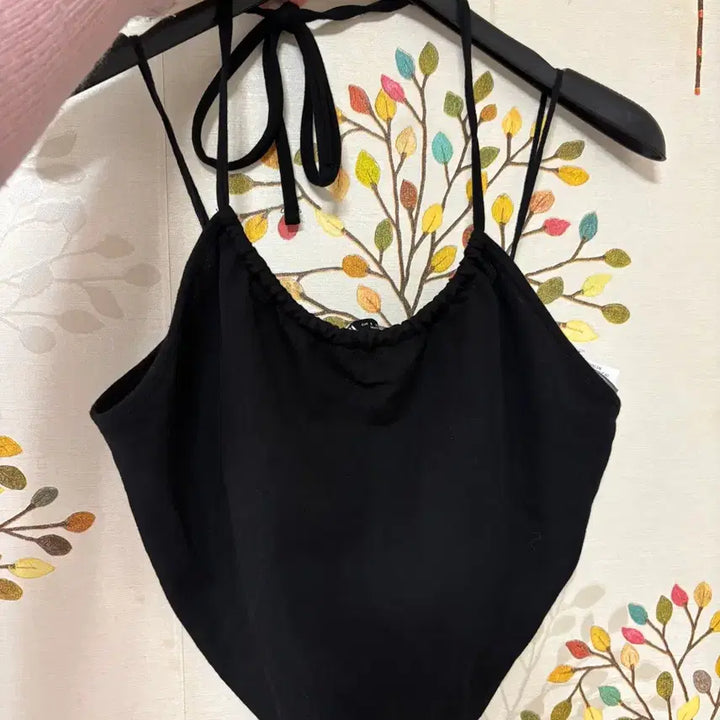 [BUNJANG] Zara Black Halterneck Crop Top / 자라 블랙 홀터넥 크롭탑