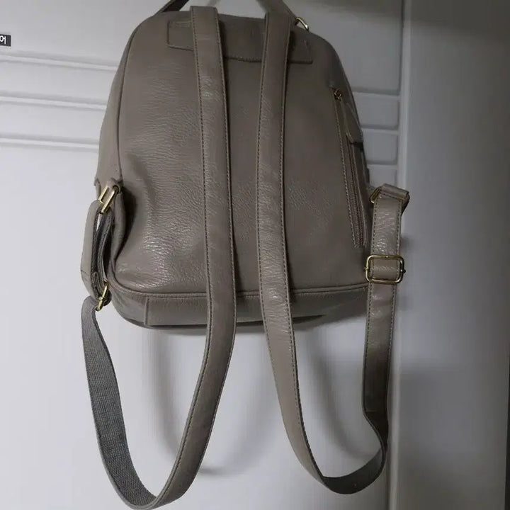 [SOLD OUT] 가죽 짜임 백팩 베이지