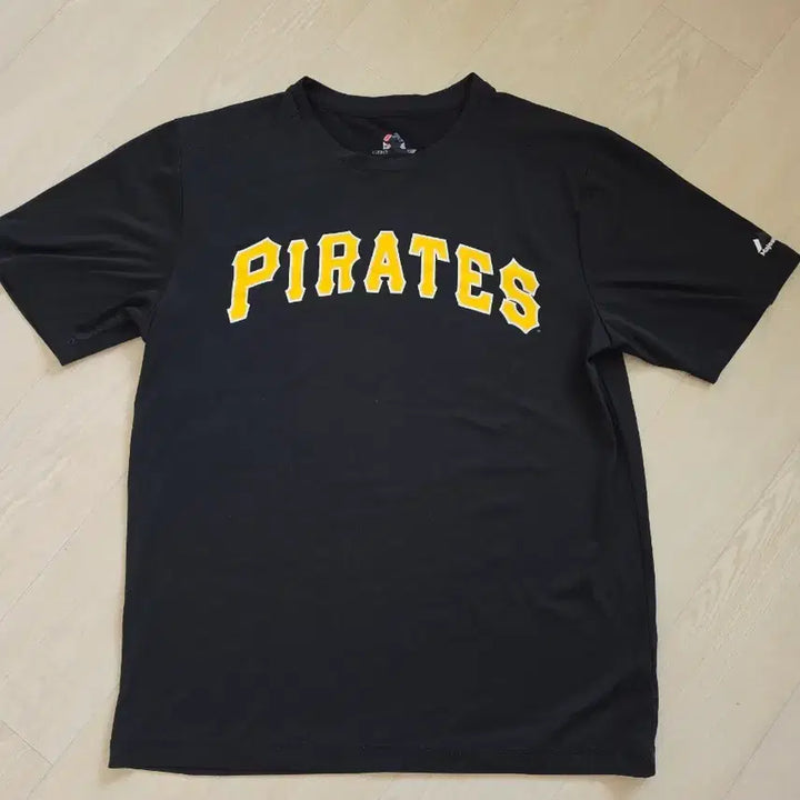 [BUNJANG] Majestic Pittsburgh Pirates Black Short Sleeve T-shirt / 피츠버그 파이어리츠 블랙 반팔 티셔츠