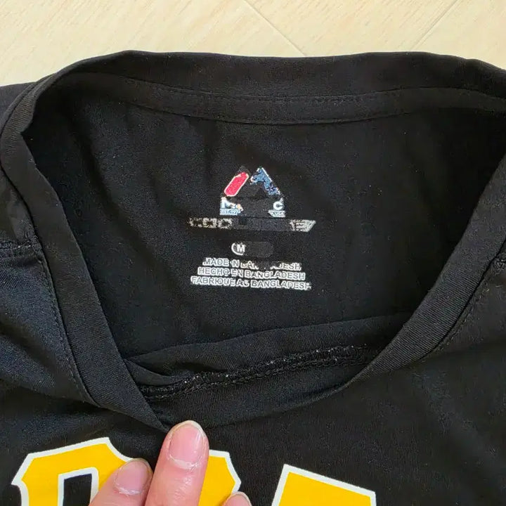 [BUNJANG] Majestic Pittsburgh Pirates Black Short Sleeve T-shirt / 피츠버그 파이어리츠 블랙 반팔 티셔츠
