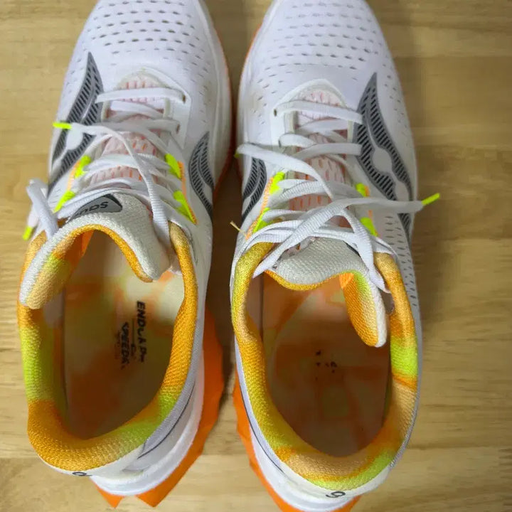 [BUNJANG] Saucony Endorphin Speed 4 Running Shoes / [285mm] 써코니 엔돌핀 스피드4