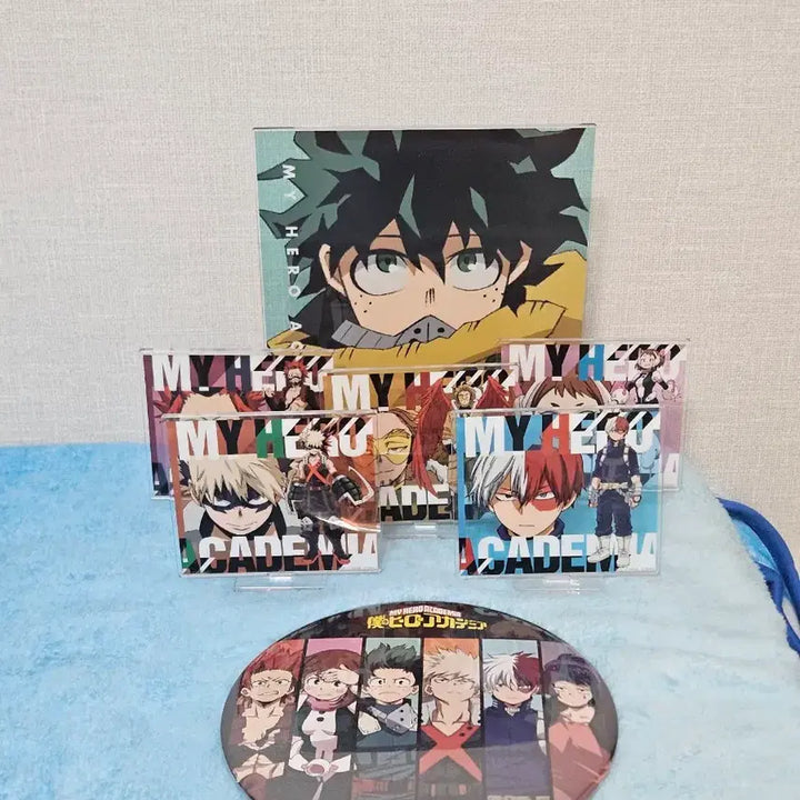 [BUNJANG] My Hero Academia Acrylic Stand &amp; Large Can Badge Bundle Set / 일괄) 히로아카 제일복권 아크릴스탠드, 대형캔뱃지 판매