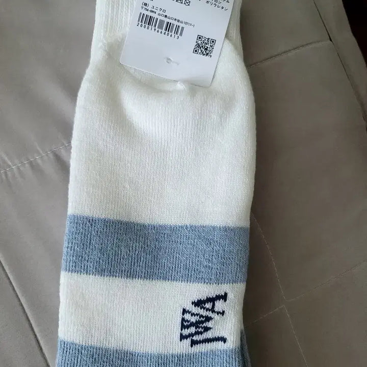 [BUNJANG] Uniqlo JW Anderson Stripe Socks Blue / 유니클로 jw앤더슨 스트라이프 양말 블루