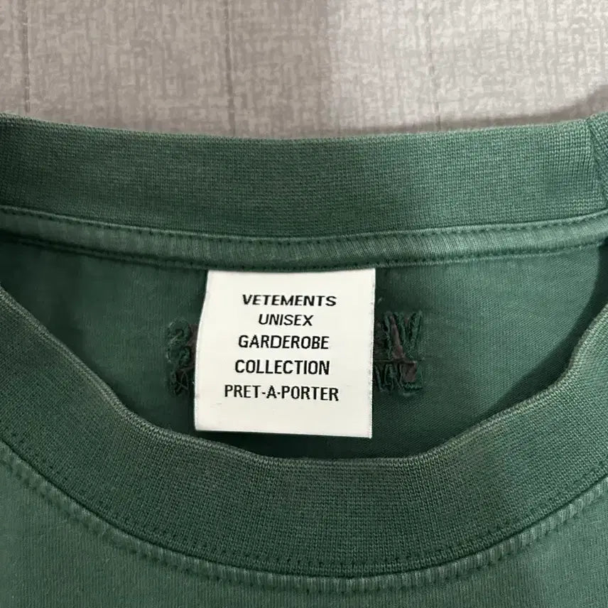 [BUNJANG] VETEMENTS Logo Short Sleeve T-Shirt Green / [M] 베트멍 로고 반팔 티셔츠 그린