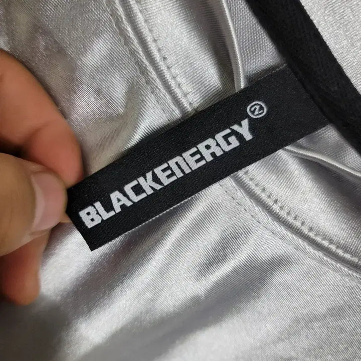 [SOLD OUT] Blackenergy 실버 롱 슬리브 티셔츠