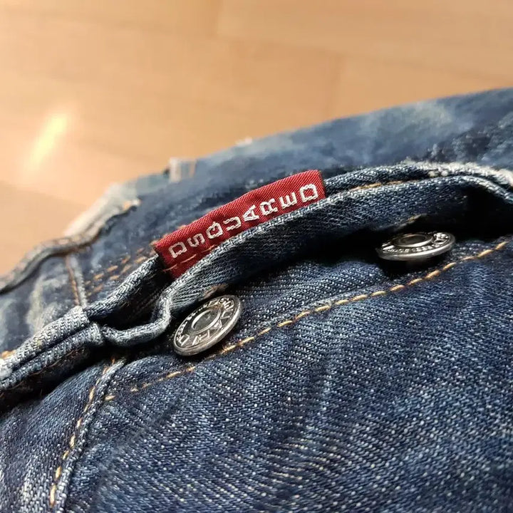 [BUNJANG] Dsquared2 Brother Vintage Patch Slim Denim Pants / 32 / 디스퀘어드 이태리/  브라더 빈티지패치 슬림데님 / 토소-48