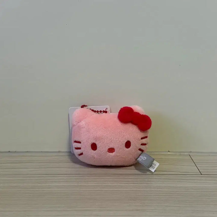 [BUNJANG] Sanrio Hello Kitty Face Plush Keychain (Red) / 산리오 키티 얼굴 인형 키링 (레드)