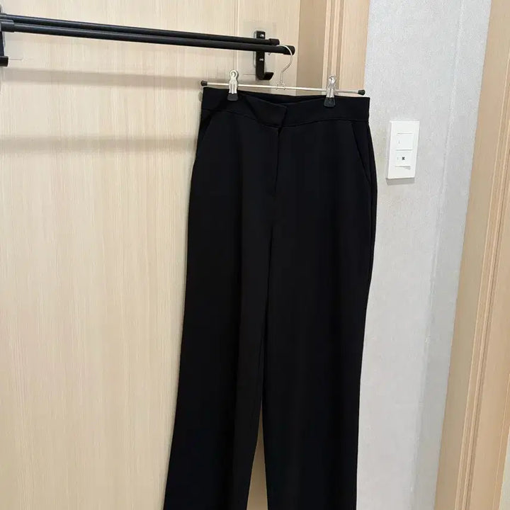 [SOLD OUT] 메리어라운드 블랙 와이드슬랙스 숏S (허리 히든밴딩)