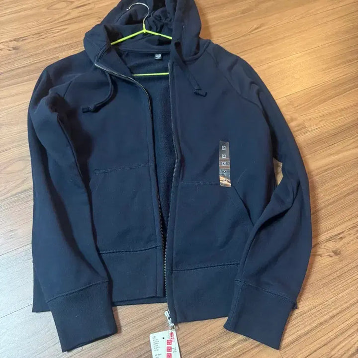 [BUNJANG] Uniqlo Sweater Full-Zip Hoodie M / 새상품)스웨터 풀짚후디 M