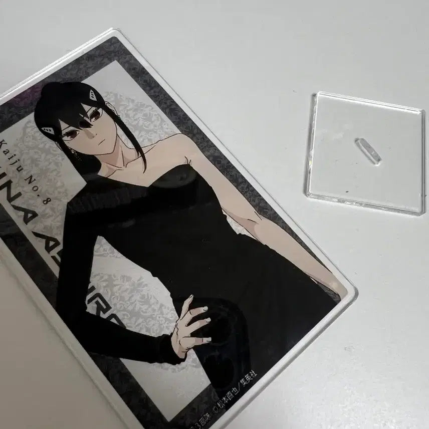 [BUNJANG] Kaiju No. 8 Mina Dress Code Acrylic Card Stand / 괴수8호 미나 드레스코드ver 아크릴카드 스탠드