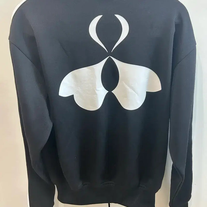 [SOLD OUT] 실크모스하우스 일부다처 트랙탑