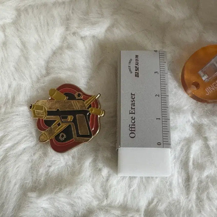 [SOLD OUT] 마피아42 마피아 메탈뱃지 양도 성수 팝업스토어